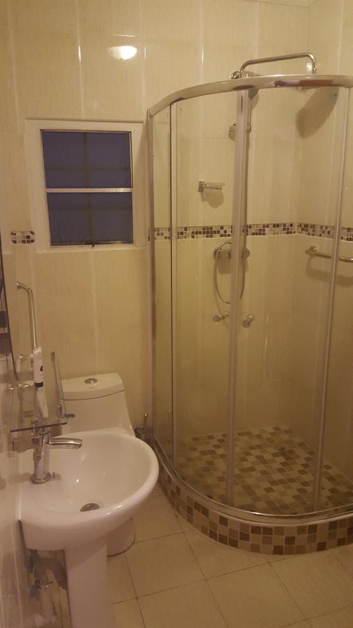 Mathlyn Guest House Франсістаун Екстер'єр фото