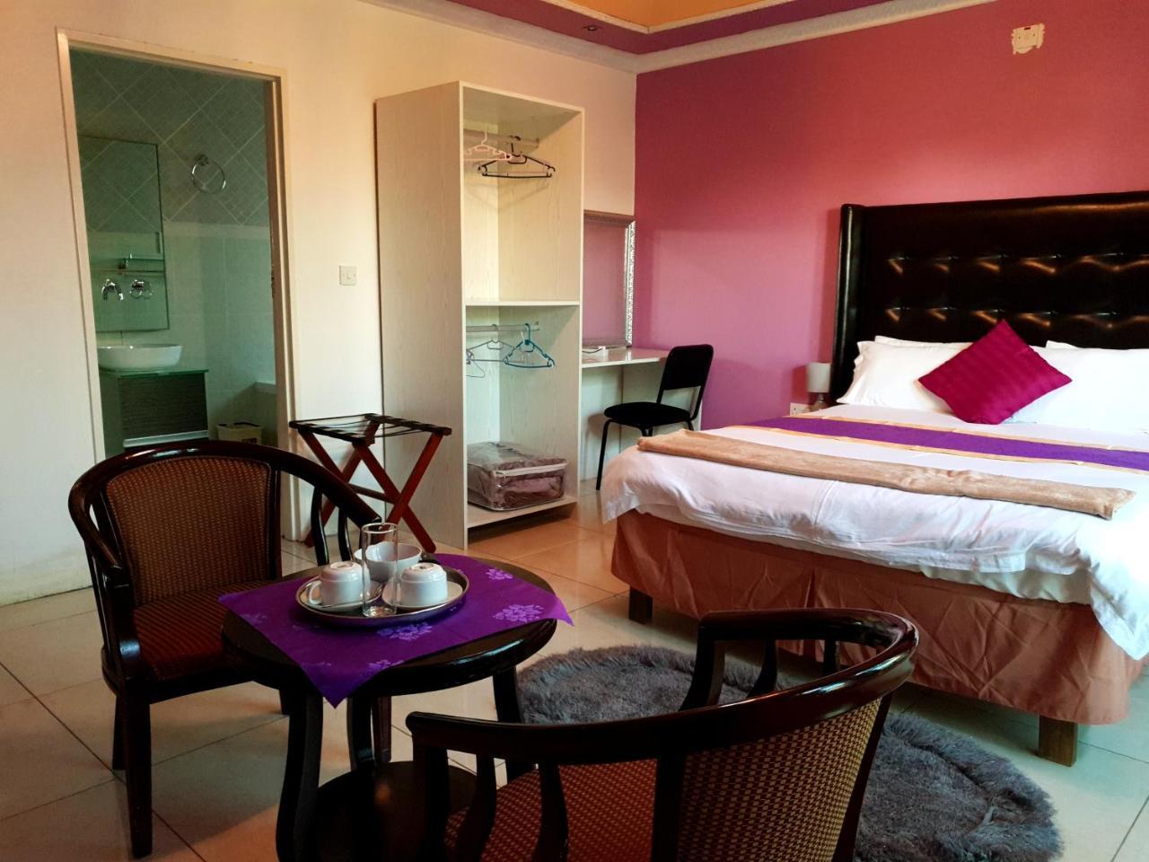 Mathlyn Guest House Франсістаун Екстер'єр фото