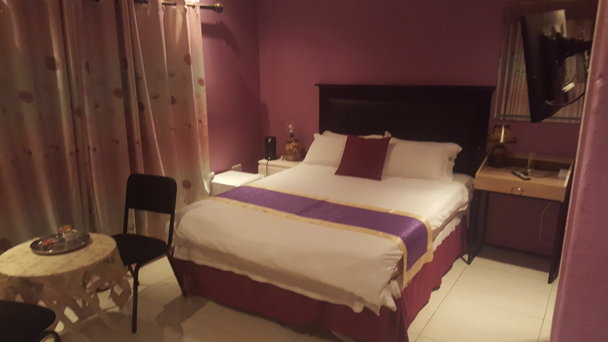Mathlyn Guest House Франсістаун Екстер'єр фото