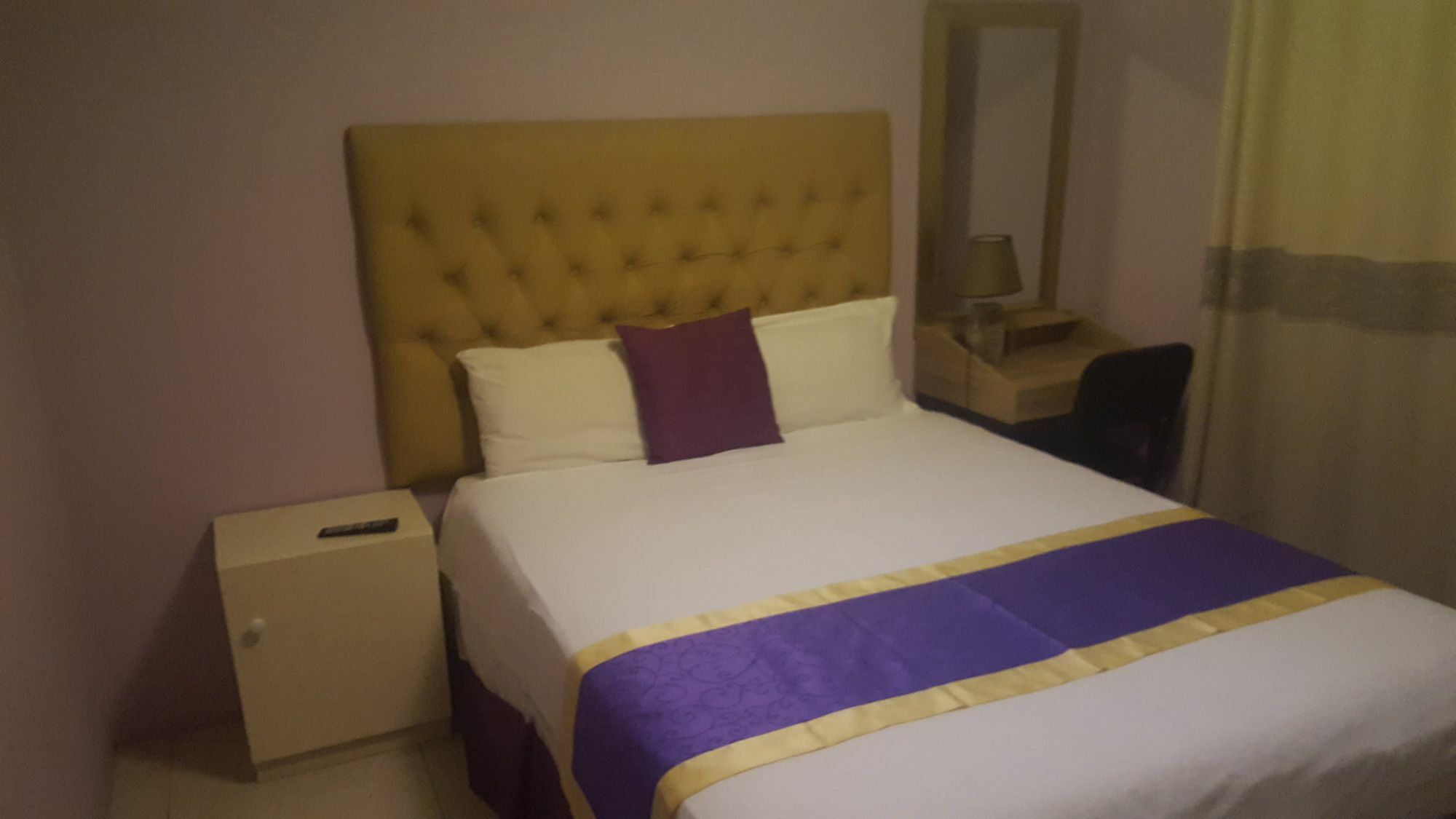 Mathlyn Guest House Франсістаун Екстер'єр фото